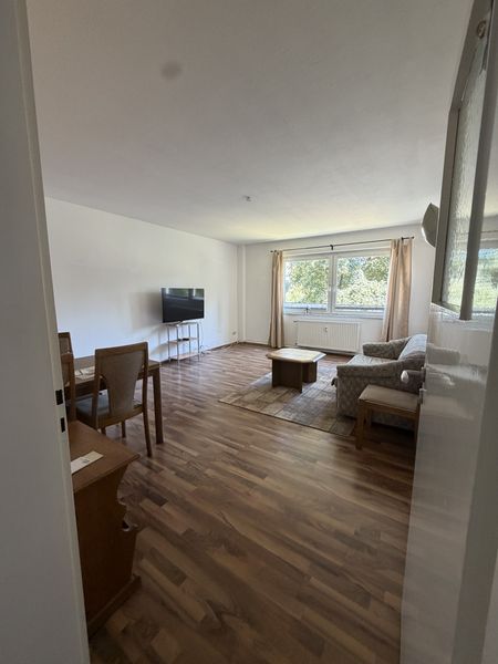 3- Raum Wohnung in ruhiger Anliegerstraße